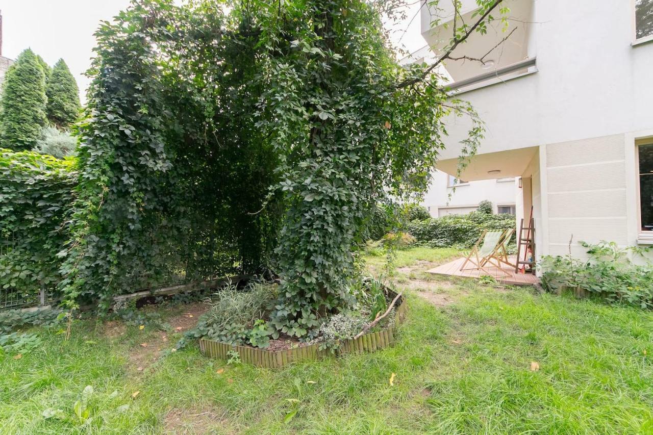 Private Garden In City Center P4You Pl Krakow Bagian luar foto